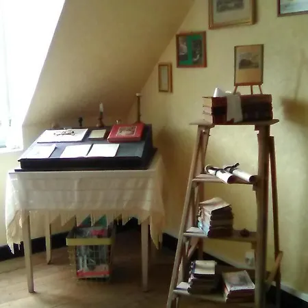 L'ajoussienne Nyaraló