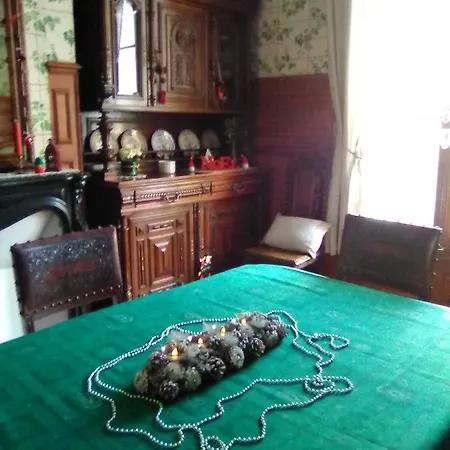 L'ajoussienne Nyaraló